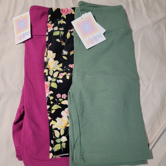 LuLaRoe Biker Shorts Set- Green, Pink, and Floral - Picture 2 of 7